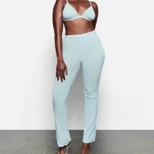 SKIMS Summer Mesh Pants Sky Large